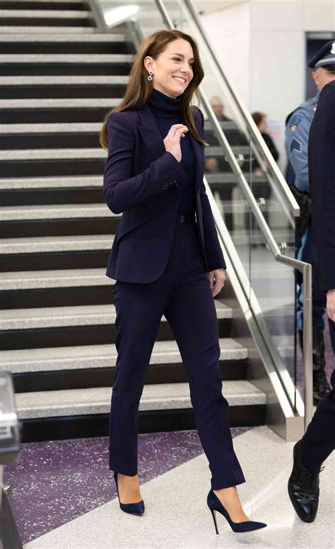 kate middleton pant suit.